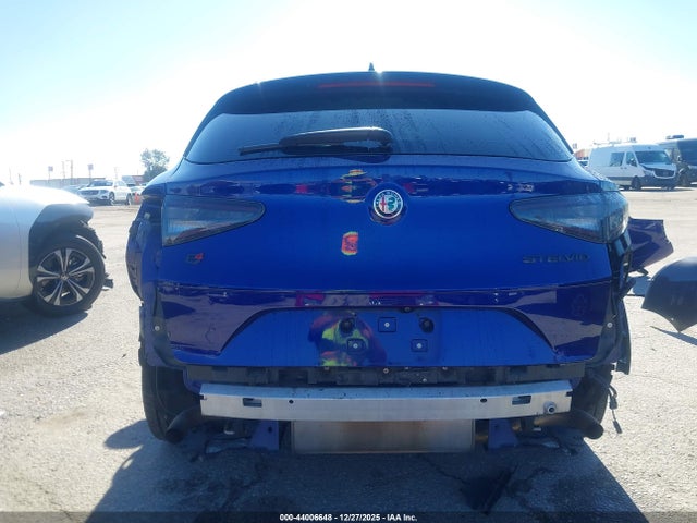 ZASPAKBN0L7C94020 Alfa Romeo Stelvio Ti Sport Carbo Awd