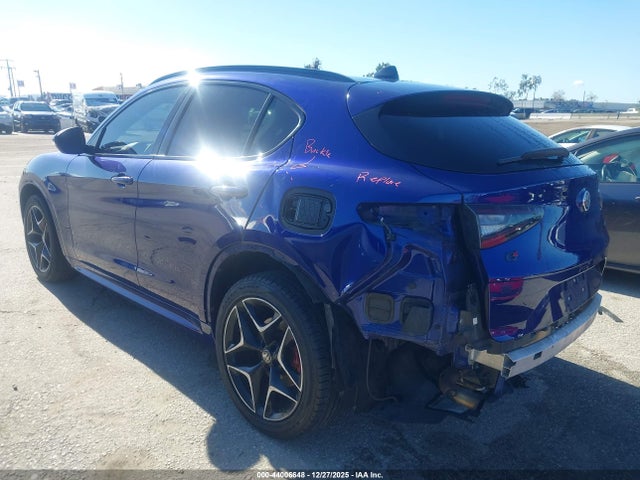 ZASPAKBN0L7C94020 Alfa Romeo Stelvio Ti Sport Carbo Awd