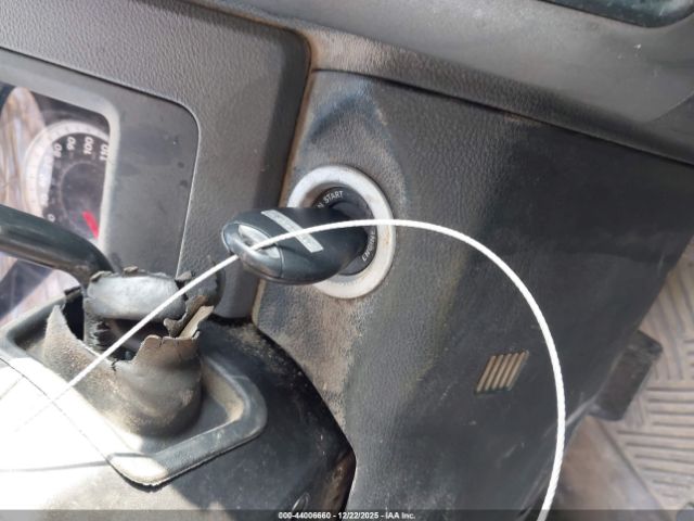 2013 RAM 1500 1C6RR6FP8DS513468 Photo 10