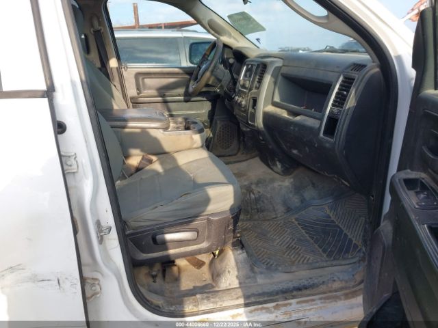 2013 RAM 1500 1C6RR6FP8DS513468 Photo 4