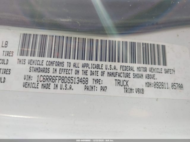 2013 RAM 1500 1C6RR6FP8DS513468 Photo 8