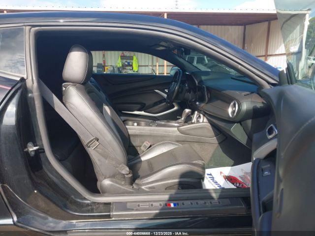 2019 CHEVROLET CAMARO 1G1FH1R76K0107364 Photo 4