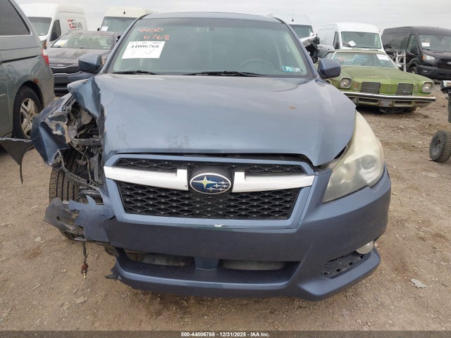 2014 Subaru Legacy 2.5i Limited მანქანა იყიდება აუქციონზე, vin: 4S3BMBL69E3017622, აუქციონის ნომერი: 44006768