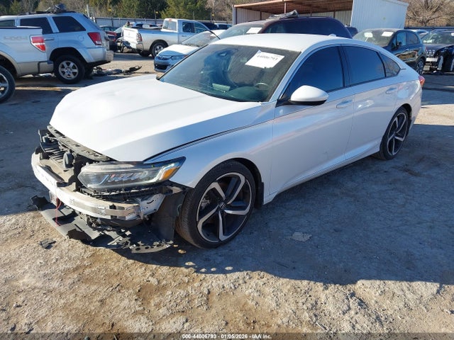 44006793 :رقم المزاد ، 1HGCV1F31JA212862 vin ، 2018 Honda Accord Sport مزاد بيع