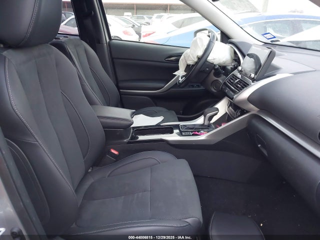 2024 MITSUBISHI ECLIPSE CROSS JA4ATWAA6RZ052614 Photo 4