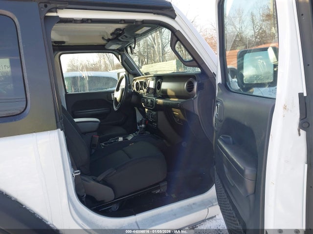 2020 JEEP WRANGLER 1C4GJXAG0LW273599 Photo 4