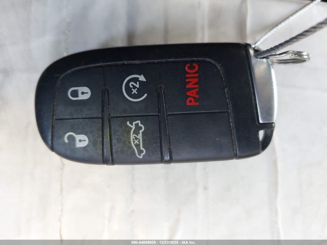 Продаж на аукціоні авто 2021 Chrysler 300 300s, vin: 2C3CCABGXMH506946, номер лоту: 44006909