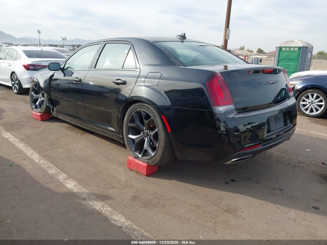 Продаж на аукціоні авто 2021 Chrysler 300 300s, vin: 2C3CCABGXMH506946, номер лоту: 44006909