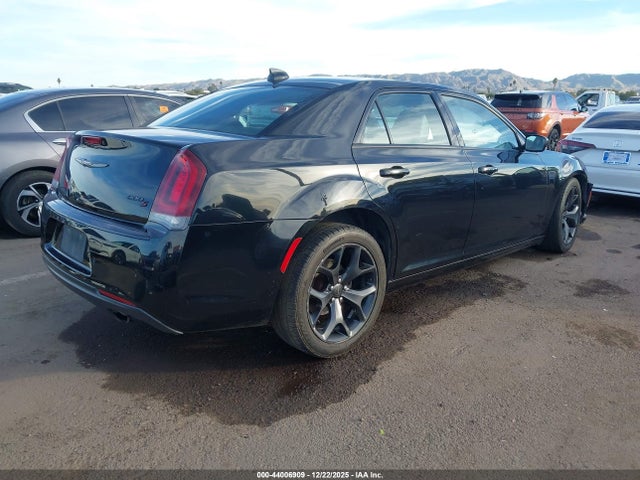 Продаж на аукціоні авто 2021 Chrysler 300 300s, vin: 2C3CCABGXMH506946, номер лоту: 44006909