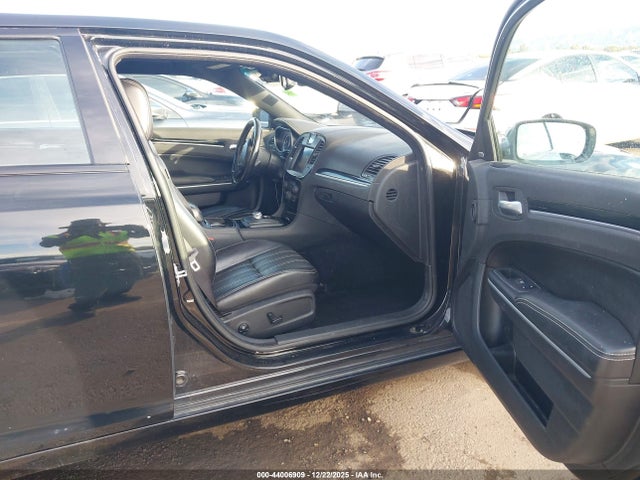 Продаж на аукціоні авто 2021 Chrysler 300 300s, vin: 2C3CCABGXMH506946, номер лоту: 44006909