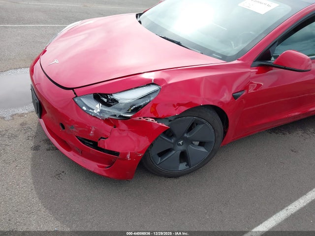Продажа на аукционе авто 2023 Tesla Model 3 Rear-wheel Drive, vin: 5YJ3E1EA5PF613720, номер лота: 44006936
