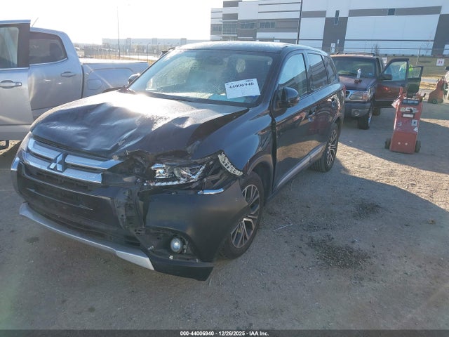 2018 MITSUBISHI OUTLANDER JA4AD3A34JZ023100 Photo 1