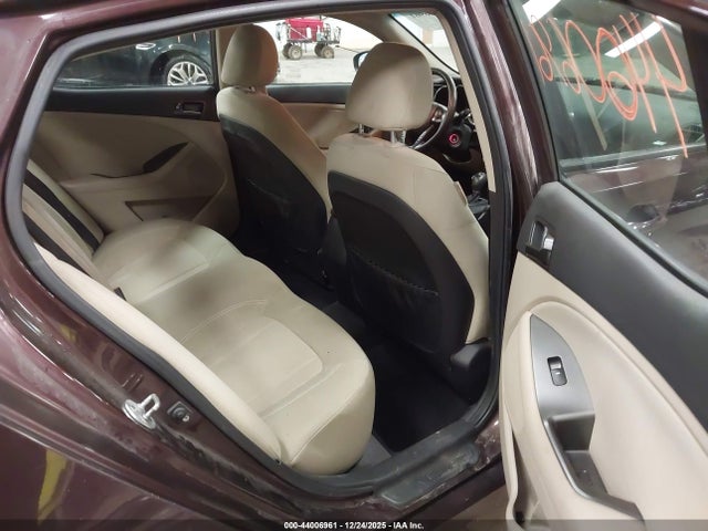 44006961 :رقم المزاد ، KNAGM4A70B5169217 vin ، 2011 Kia Optima Lx مزاد بيع