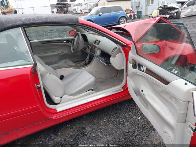 2002 Mercedes-benz Clk 320 მანქანა იყიდება აუქციონზე, vin: WDBLK65G62T110695, აუქციონის ნომერი: 44007004