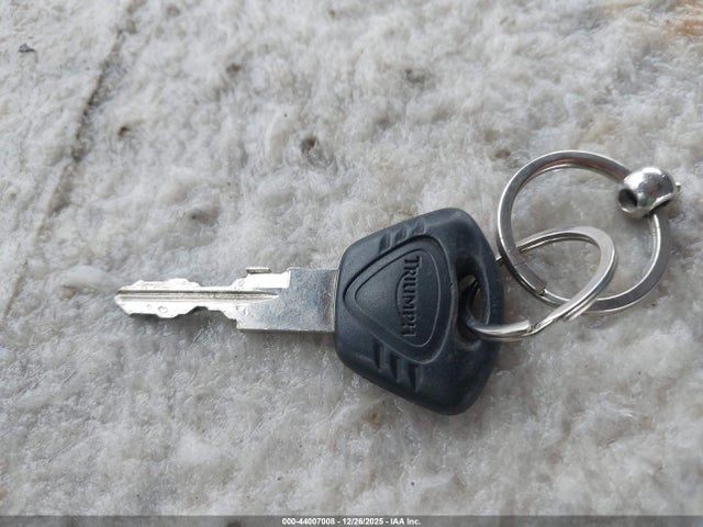 2009 TRIUMPH MOTORCYCLE ROCKET III SMTC00L4X9T393370 Photo 10