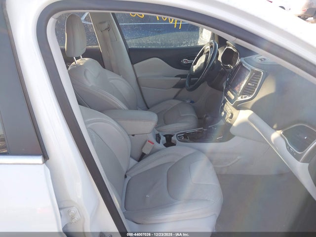 1C4PJMDXXKD231915 Jeep Cherokee Limited 4x4
