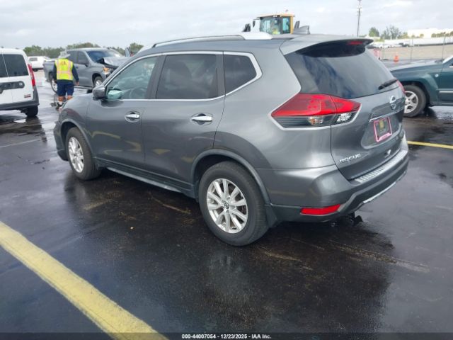 2019 NISSAN ROGUE JN8AT2MT8KW267595 Photo 2