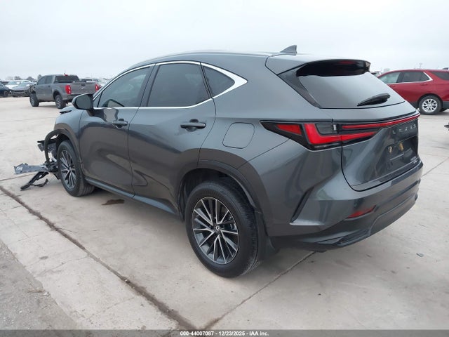 44007087 :رقم المزاد ، 2T2GGCEZ1NC009902 vin ، 2022 Lexus Nx 350 Premium مزاد بيع