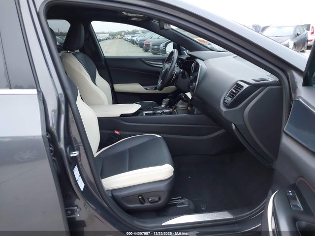 44007087 :رقم المزاد ، 2T2GGCEZ1NC009902 vin ، 2022 Lexus Nx 350 Premium مزاد بيع