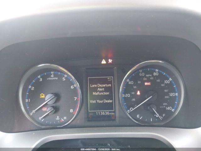 2018 TOYOTA RAV4 JTMYFREV4JJ161490 Photo 6