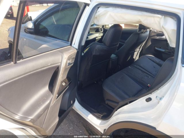 2018 TOYOTA RAV4 JTMYFREV4JJ161490 Photo 7