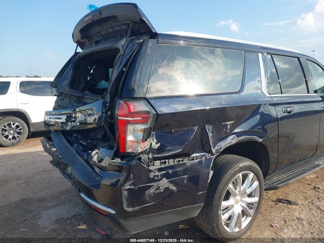 2022 Chevrolet Suburban 4wd High Country მანქანა იყიდება აუქციონზე, vin: 1GNSKGKT0NR256815, აუქციონის ნომერი: 44007149