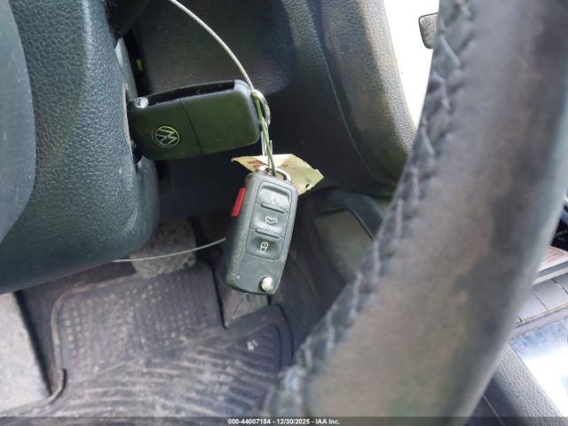 2015 VOLKSWAGEN EOS WVWBW8AH3FV001553 Photo 10