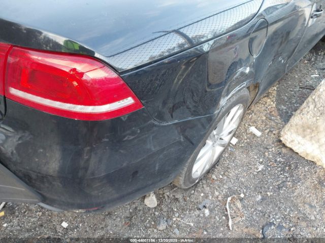 2015 VOLKSWAGEN EOS WVWBW8AH3FV001553 Photo 3