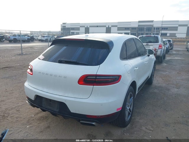 2018 PORSCHE MACAN WP1AA2A55JLB10189 Photo 3