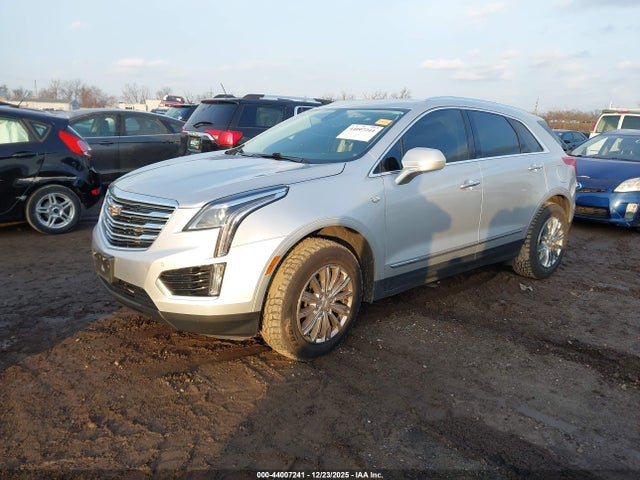 2017 CADILLAC XT5 1GYKNBRS1HZ183341 Photo 1