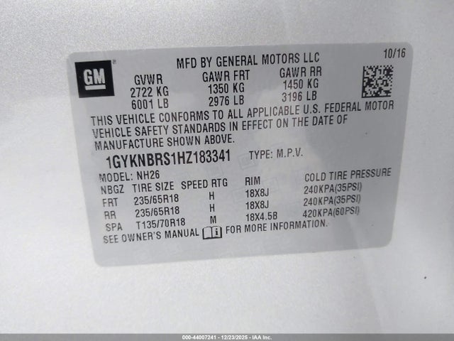 2017 CADILLAC XT5 1GYKNBRS1HZ183341 Photo 8