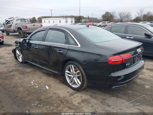 2017 AUDI A8 L WAU44AFD1HN020467 Photo 2