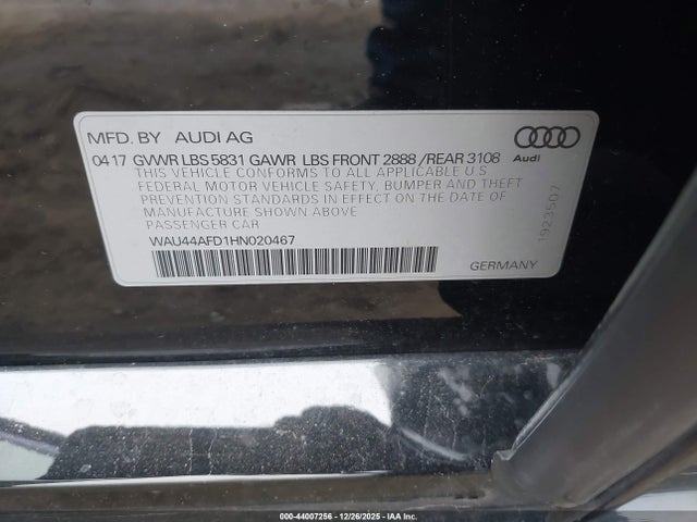 2017 AUDI A8 L WAU44AFD1HN020467 Photo 8