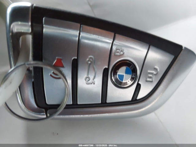 WBAJA9C58JB252756 BMW 530e Iperformance