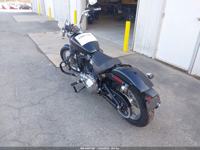 2020 HARLEY-DAVIDSON FXST 1HD1BVJ12LB049887 Photo 2