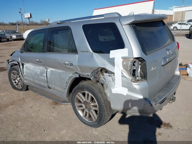 2013 TOYOTA 4RUNNER JTEZU5JR3D5057531 Photo 2