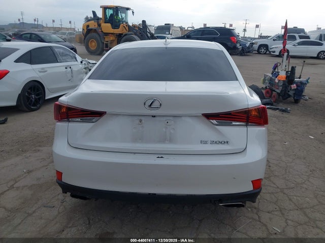 Aukcja sprzedaży 2017 Lexus Is 200t, vin: JTHBA1D27H5050706, numer aukcji: 44007411
