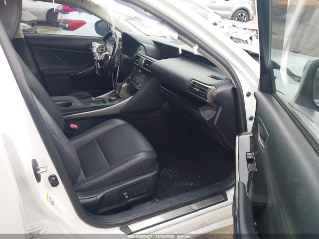 Aukcja sprzedaży 2017 Lexus Is 200t, vin: JTHBA1D27H5050706, numer aukcji: 44007411