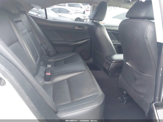 Aukcja sprzedaży 2017 Lexus Is 200t, vin: JTHBA1D27H5050706, numer aukcji: 44007411