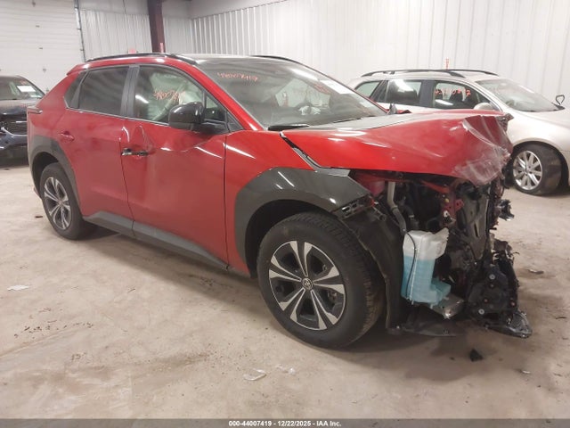 Toyota BZ4X XLE 2025 JTMABACA3SA102284 главное изображение