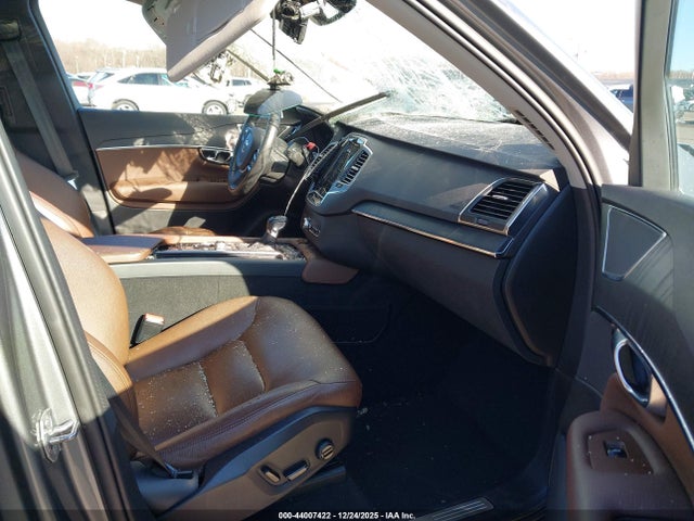 2020 VOLVO XC90 YV4A22PK7L1607039 Photo 4