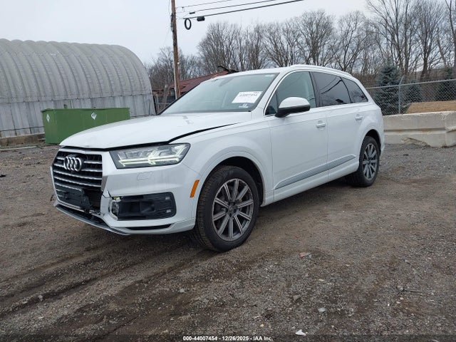 Продаж на аукціоні авто 2018 Audi Q7 3.0t Premium, vin: WA1VAAF71JD021585, номер лоту: 44007454