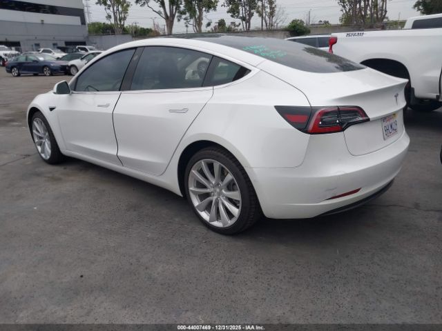 2018 TESLA MODEL 3 5YJ3E1EA6JF154656 Photo 2
