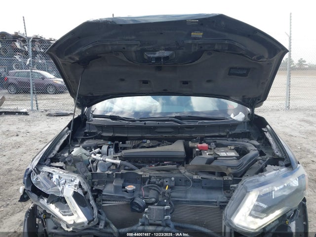 5N1AT2MTXJC769516 Nissan ROGUE S