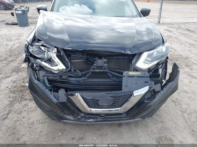 5N1AT2MTXJC769516 Nissan ROGUE S
