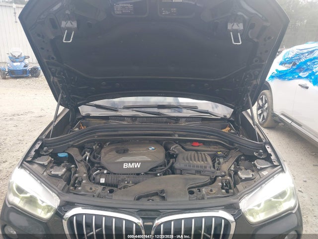 2016 BMW X1 WBXHT3Z39G4A51238 Photo 9