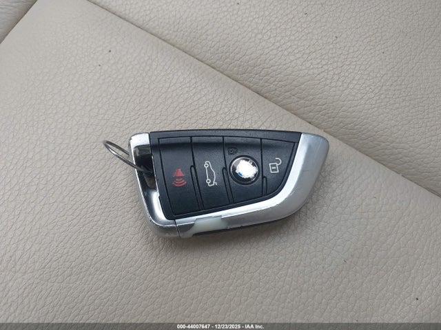 2016 BMW X1 WBXHT3Z39G4A51238 Photo 10