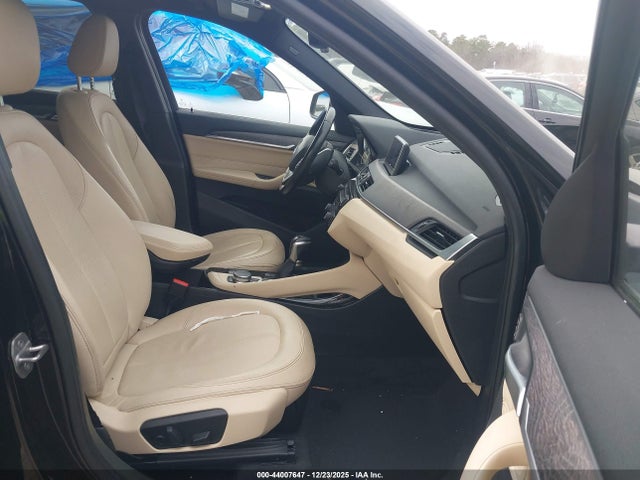 2016 BMW X1 WBXHT3Z39G4A51238 Photo 4