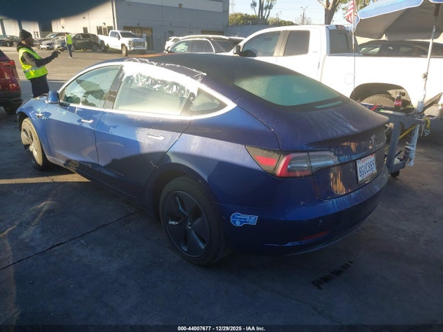 2018 TESLA MODEL 3 5YJ3E1EA2JF102571 Photo 2
