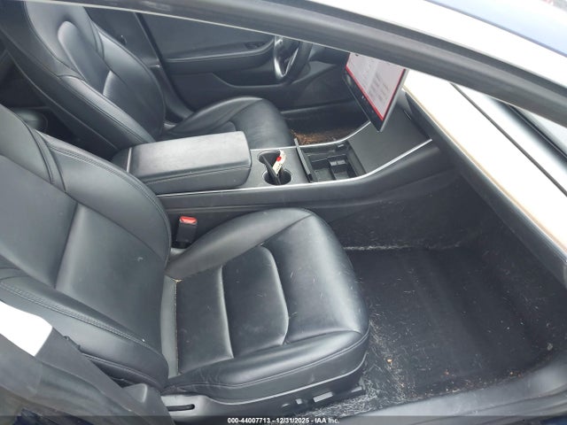 2018 TESLA MODEL 3 5YJ3E1EB0JF121919 Photo 4